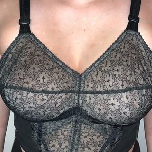 1940s bustier bra that is pretty rare to find!!